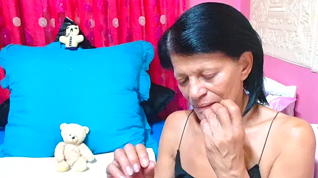 SLUTTYROXY online show from 02.09.25