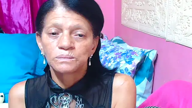 SLUTTYROXY online show from 03.18.25