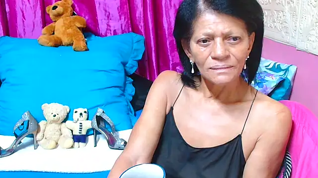 SLUTTYROXY online show from 03.20.25