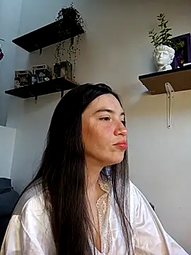 Snapshot of loveuu-bae chatting on 03.09.25 loveuu-bae online show from 03.09.25