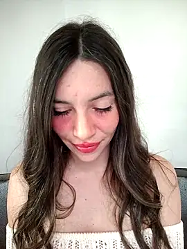 Snapshot of loveuu-bae chatting on 03.17.25 loveuu-bae online show from 03.17.25