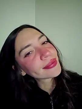 Snapshot of loveuu-bae chatting on 10.05.25 loveuu-bae online show from 10.05.25