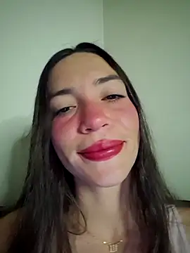 Snapshot of loveuu-bae chatting on 10.20.25 loveuu-bae online show from 10.20.25