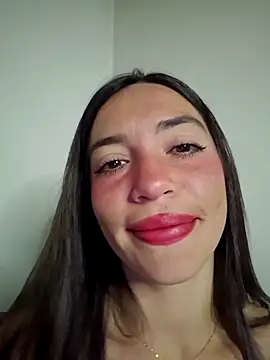 Snapshot of loveuu-bae chatting on 12.14.25 loveuu-bae online show from 12.14.25