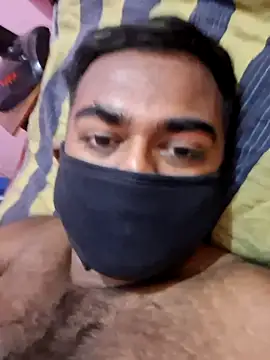 Snapshot of BlackHairy_man chatting on 05.27.26 BlackHairy man online show from 05.27.26