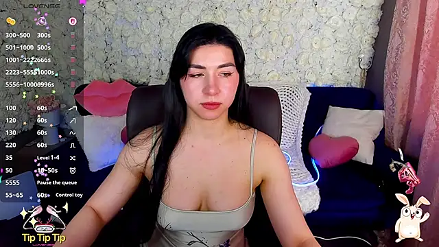 Snapshot of EmilyCandyy chatting on 04.30.26 EmilyCandyy online show from 04.30.26