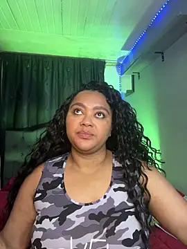 yanza2002 online show from 04.18.26