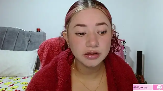 Snapshot of abril_love2 chatting on 01.30.25 abril love2 online show from 01.30.25