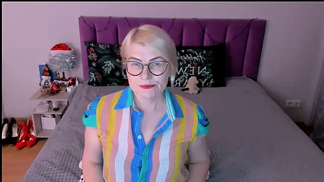 Snapshot of sabrinamacmarren chatting on 01.12.26 sabrinamacmarren online show from 01.12.26