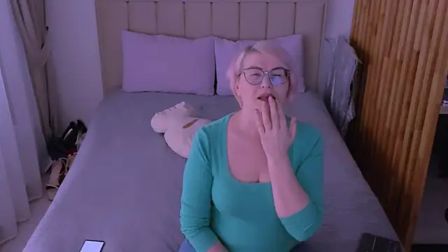 sabrinamacmarren online show from 03.19.26