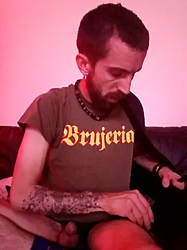 Snapshot of DespisedStallion chatting on 10.06.25 DespisedStallion online show from 10.06.25