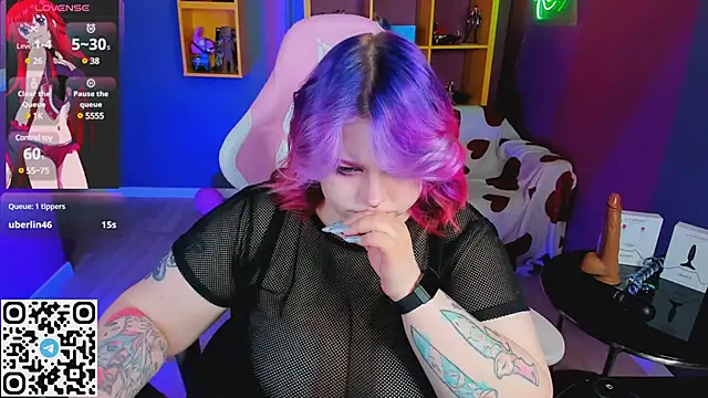 Yoki Shizuko online show from 02.21.25