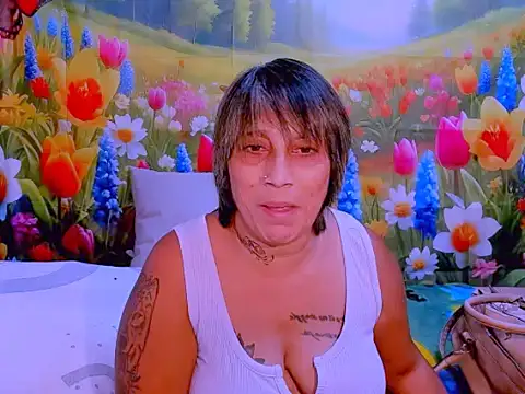 indianroxy online show from 10.26.25