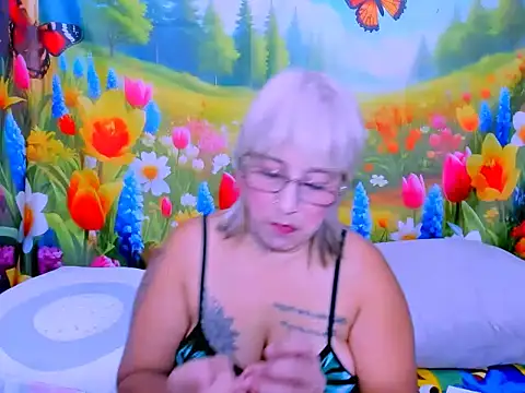 Snapshot of indianroxy chatting on 06.28.26 indianroxy online show from 06.28.26