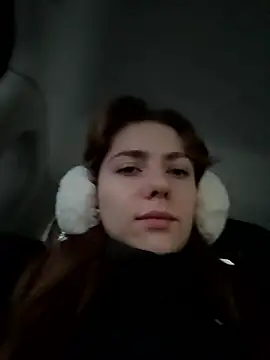 Snapshot of MariiD chatting on 01.11.26 MariiD online show from 01.11.26