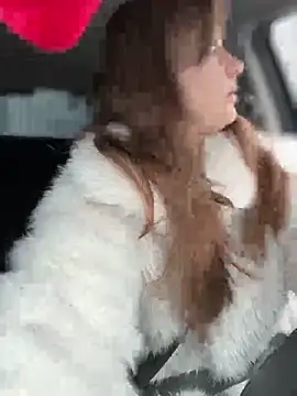 Snapshot of MariiD chatting on 02.05.26 MariiD online show from 02.05.26