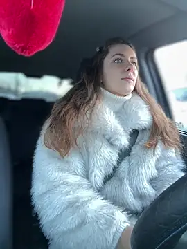 Snapshot of MariiD chatting on 02.06.26 MariiD online show from 02.06.26