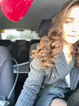 Snapshot of MariiD chatting on 02.21.26 MariiD online show from 02.21.26