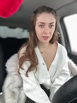 Snapshot of MariiD chatting on 02.28.26 MariiD online show from 02.28.26