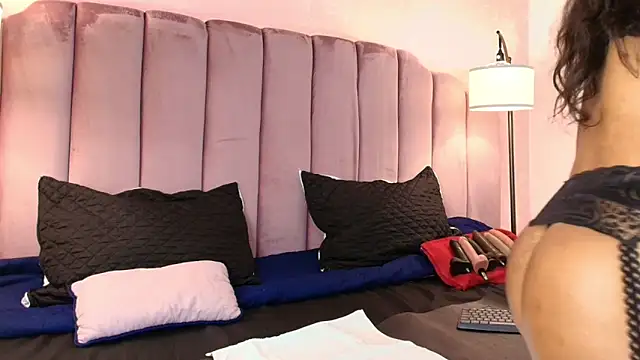 HallyBans online show from 03.12.25