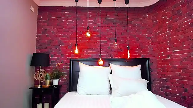 Snapshot of ChristynaRoss chatting on 03.20.25 ChristynaRoss online show from 03.20.25