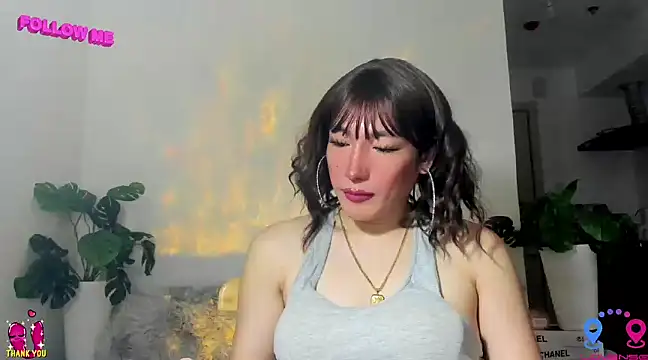 Snapshot of hottycrishina chatting on 01.25.25 hottycrishina online show from 01.25.25