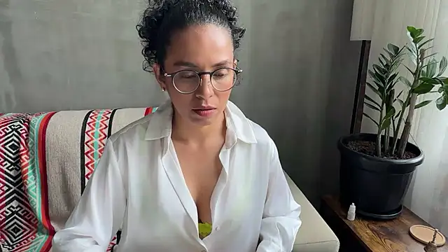 illaroom online show from 05.26.26