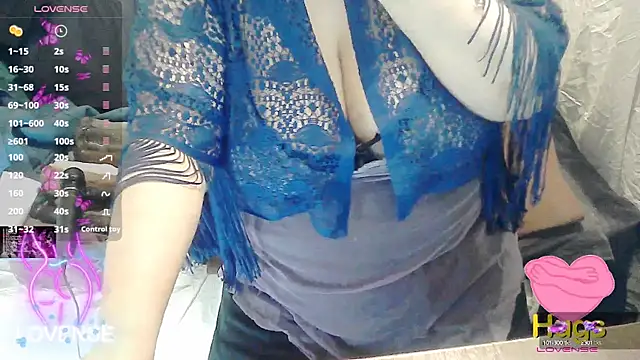 Snapshot of tatli_bela chatting on 02.19.25 tatli bela online show from 02.19.25