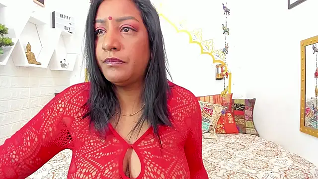 LadyNahir online show from 03.20.25