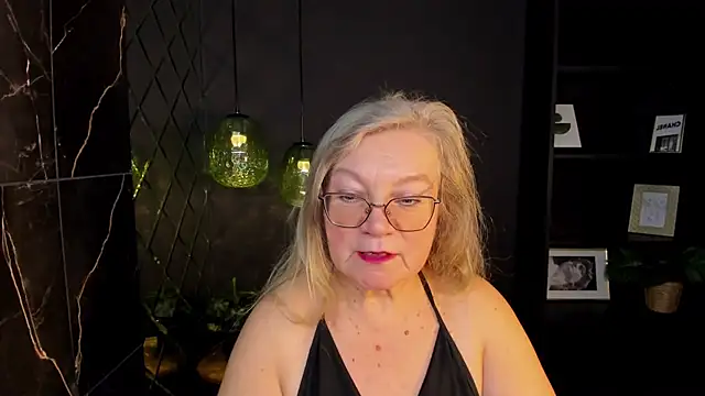 NataliMellow online show from 11.24.25