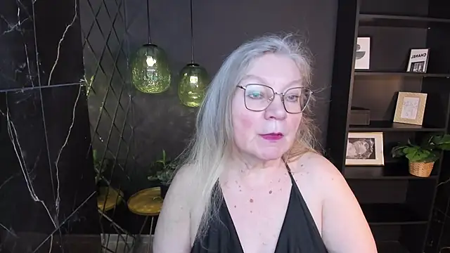 NataliMellow online show from 02.11.26