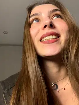 Snapshot of so_cutes chatting on 11.16.25 so cutes online show from 11.16.25