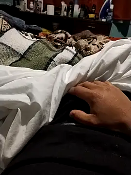 Snapshot of gusaven chatting on 03.16.25 gusaven online show from 03.16.25