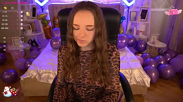 FoxyShy online show from 01.12.25