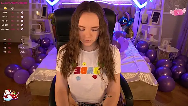 FoxyShy online show from 01.12.25