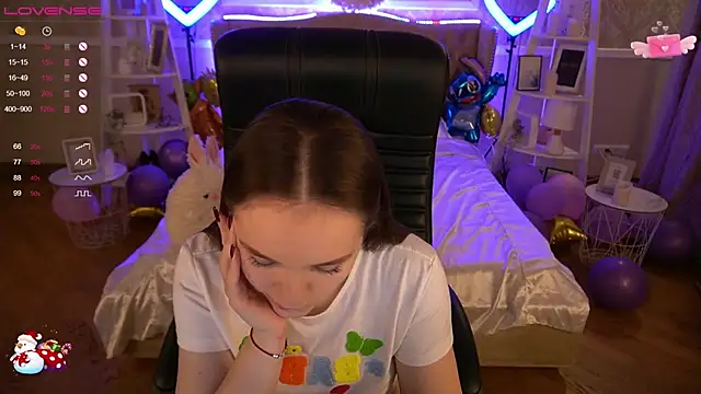 FoxyShy online show from 01.25.25