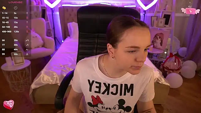 FoxyShy online show from 03.05.25