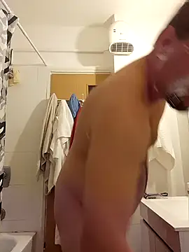 Snapshot of Miki20677 chatting on 01.18.25 Miki20677 online show from 01.18.25