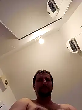 Snapshot of Miki20677 chatting on 12.02.25 Miki20677 online show from 12.02.25