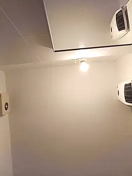 Miki20677 online show from 12.22.25