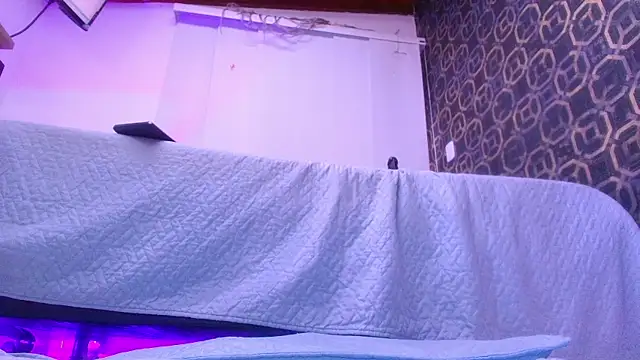 sarakaisy online show from 10.25.25