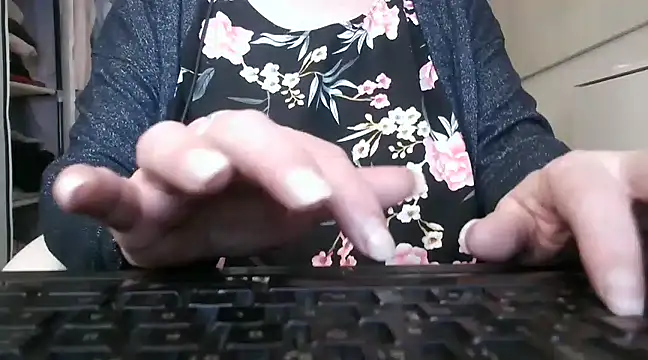 heidi60 online show from 02.24.25