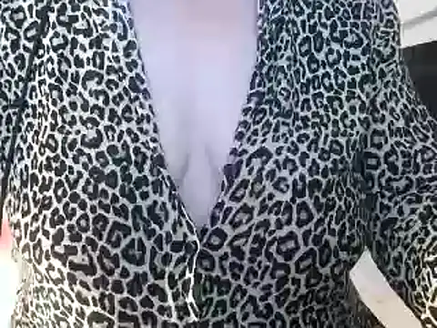 heidi60 online show from 03.22.25