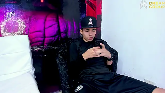 AmazingPartys online show from 04.18.26