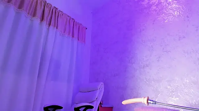 cristinapuerta  online show from 04.16.26