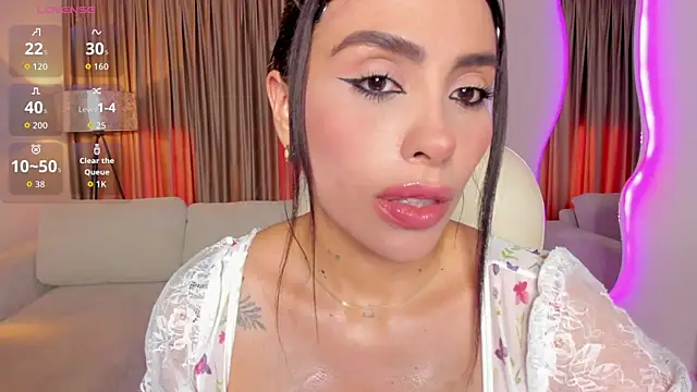 Snapshot of Sarah_Stone_ chatting on 07.17.26 Sarah Stone online show from 07.17.26
