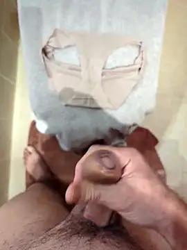 Snapshot of domjoab chatting on 11.27.25 domjoab online show from 11.27.25