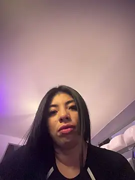 miaparkers online show from 12.13.25