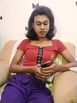 Snapshot of Nisha555 chatting on 10.23.25 Nisha555 online show from 10.23.25