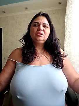 Snapshot of littleRikka chatting on 10.06.25 littleRikka online show from 10.06.25